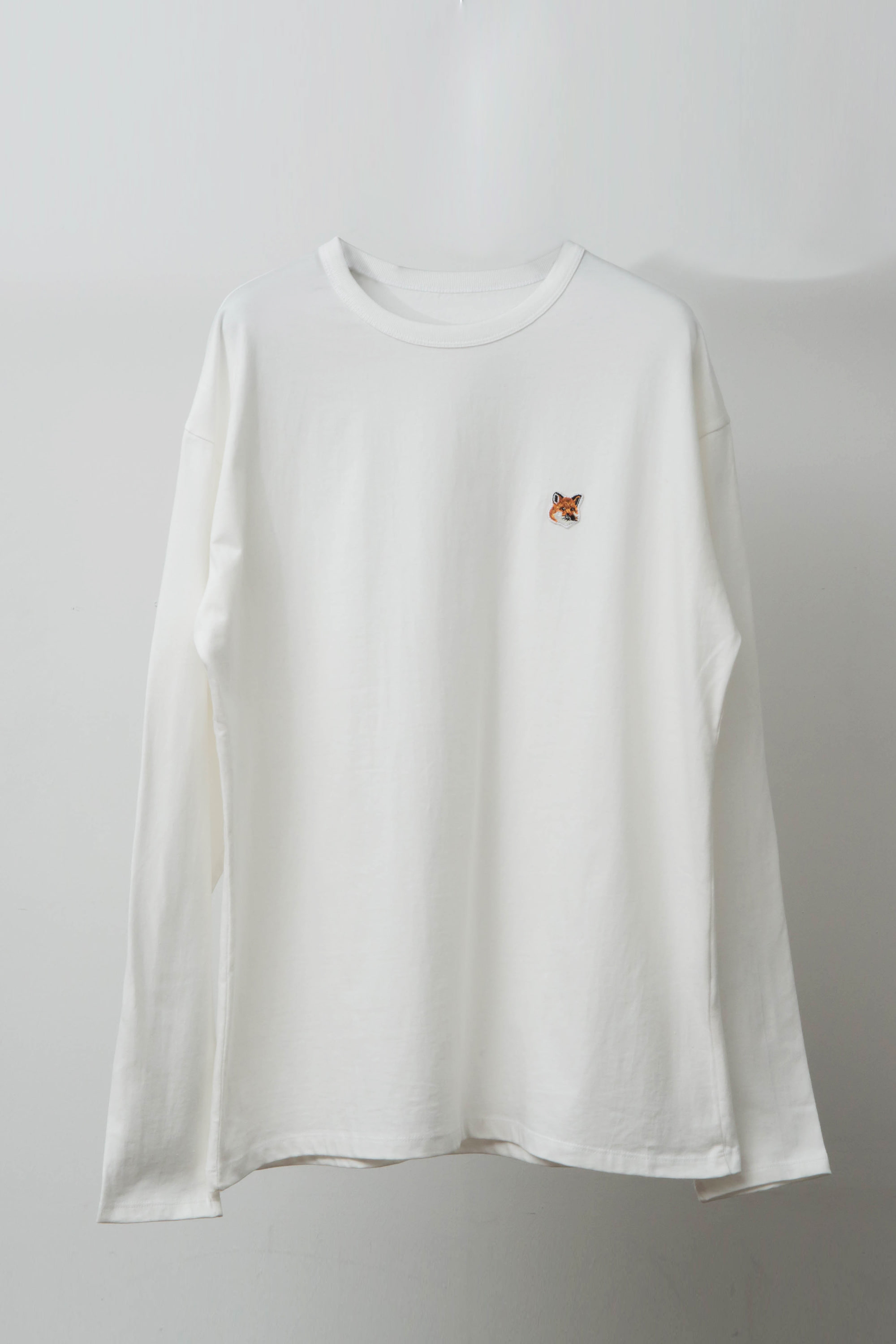 Unisex Long Sleeve Tee-Shirt Fox Head Patch  (White &amp; Black)   (GOLD FOX 자수 100% 작업)  프리미엄 코튼원단  당일발송 set구매시 5000원 할인